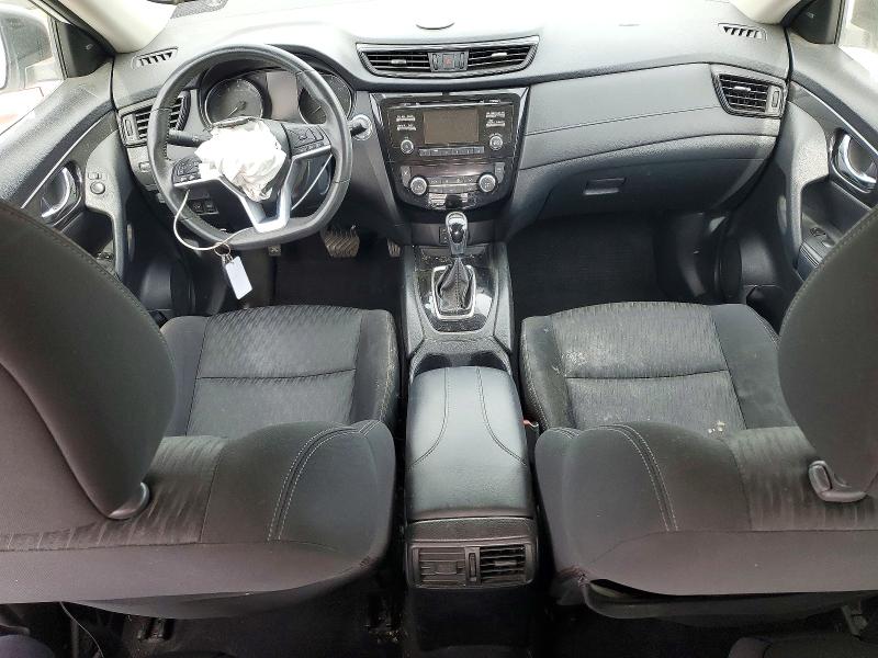47697546 :رقم المزاد ، KNMAT2MV5HP581379 vin ، 2017 Nissan Rogue مزاد بيع
