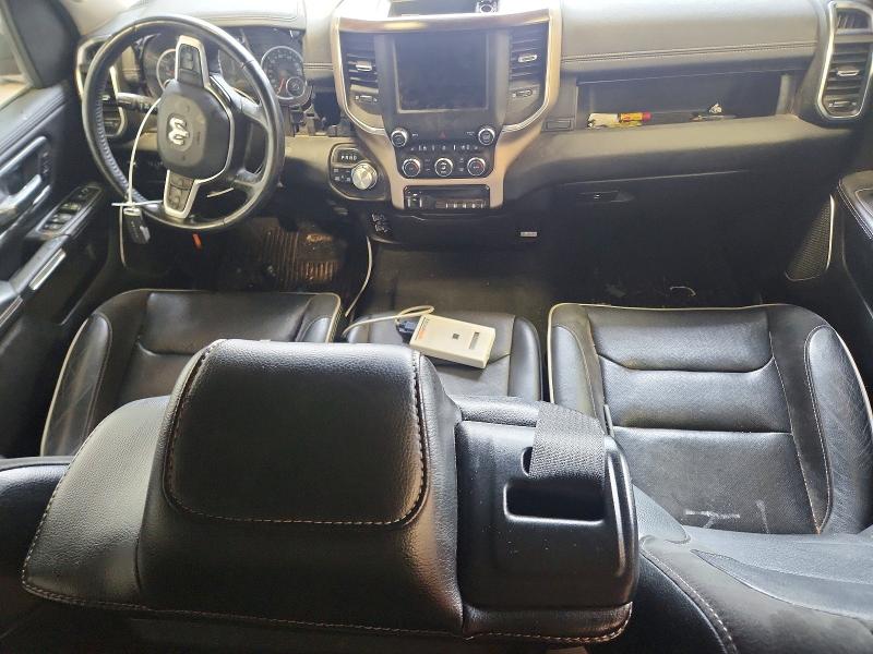 42077886 :رقم المزاد ، 1C6SRFJM6NN130482 vin ، 2022 Ram 1500 مزاد بيع