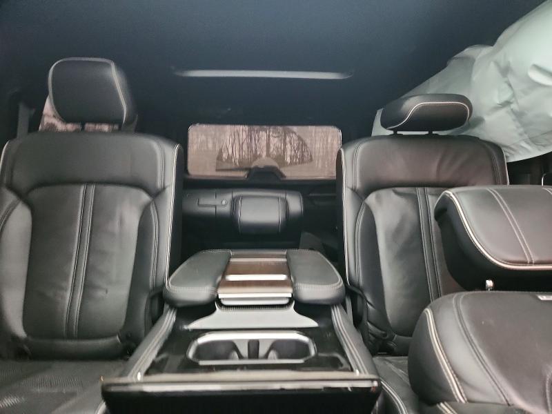 Продажа на аукционе авто 2022 Jeep Grand Wagoneer, vin: 1C4SJVFP6NS180023, номер лота: 45777396