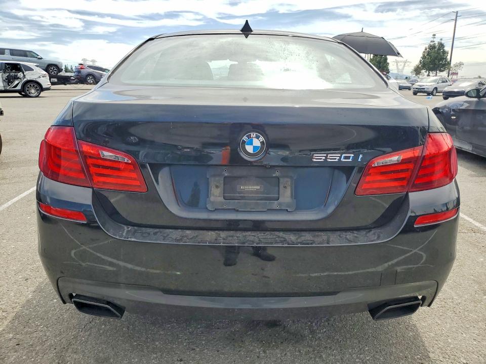 45782116 :رقم المزاد ، WBAFR9C59DDX81026 vin ، 2013 Bmw 550 مزاد بيع