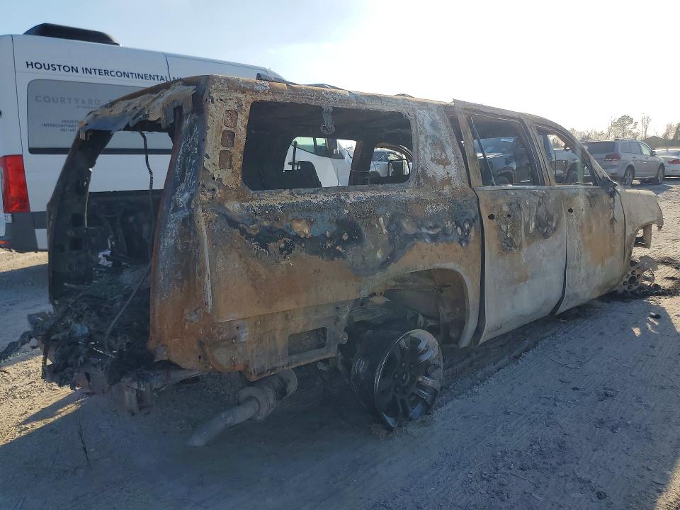 Продажа на аукционе авто 2019 Chevrolet Suburban, vin: 1GNSCHKC8KR138154, номер лота: 79479495