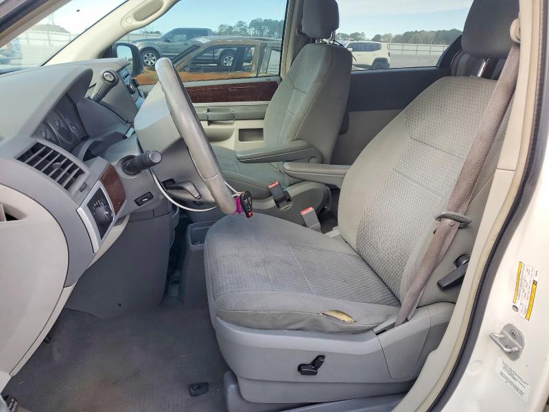 Продажа на аукционе авто 2010 Chrysler Town & Country, vin: 2A4RR5D14AR305595, номер лота: 46666886