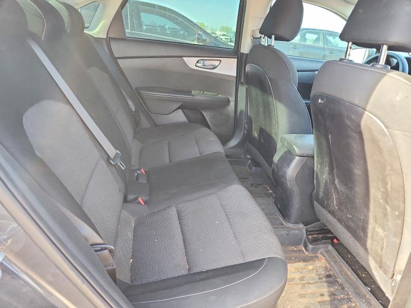 46384846 :رقم المزاد ، 3KPF24ADXNE437127 vin ، 2022 Kia Forte مزاد بيع