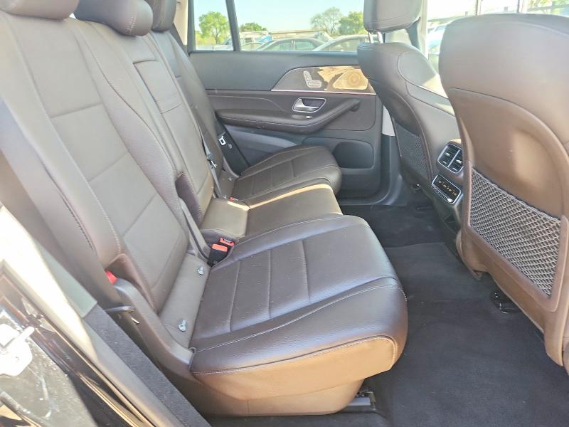 46708736 :رقم المزاد ، 4JGFF5KE7PA940505 vin ، 2023 Mercedes-benz Gls مزاد بيع