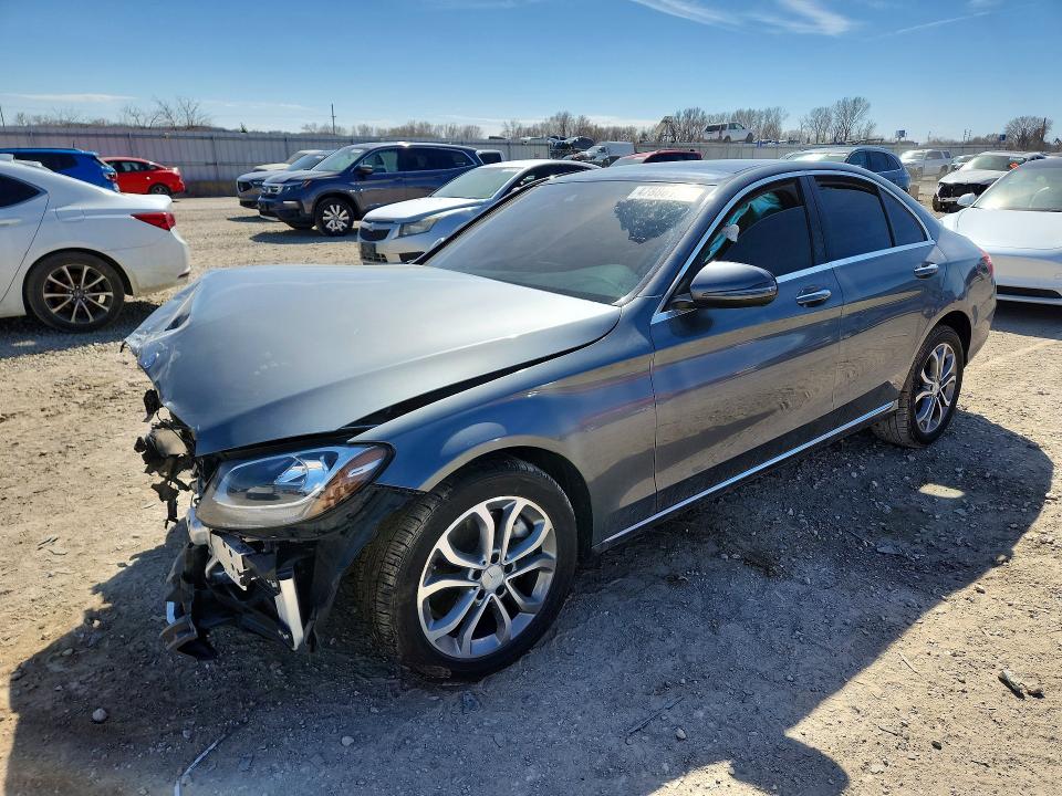47886196 :رقم المزاد ، 55SWF4KB8HU197509 vin ، 2017 Mercedes-benz C مزاد بيع