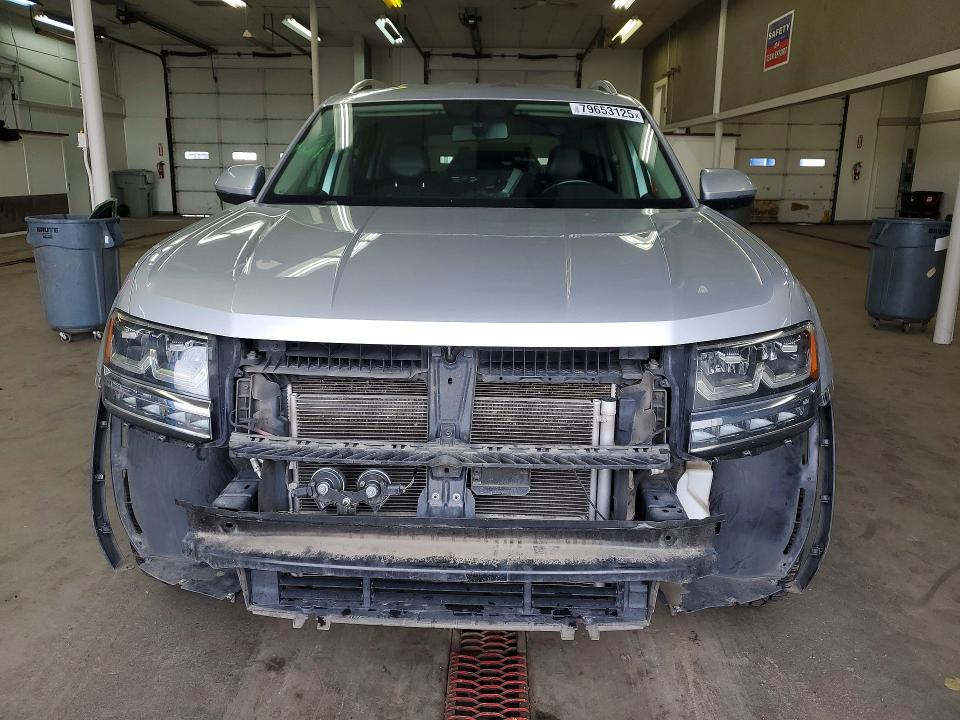 79653125 :رقم المزاد ، 1V2KR2CA9JC545112 vin ، 2018 Volkswagen Atlas مزاد بيع