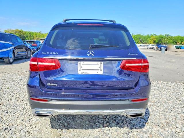 46332826 :رقم المزاد ، WDC0G4KB6JV023640 vin ، 2018 Mercedes-benz Glc مزاد بيع