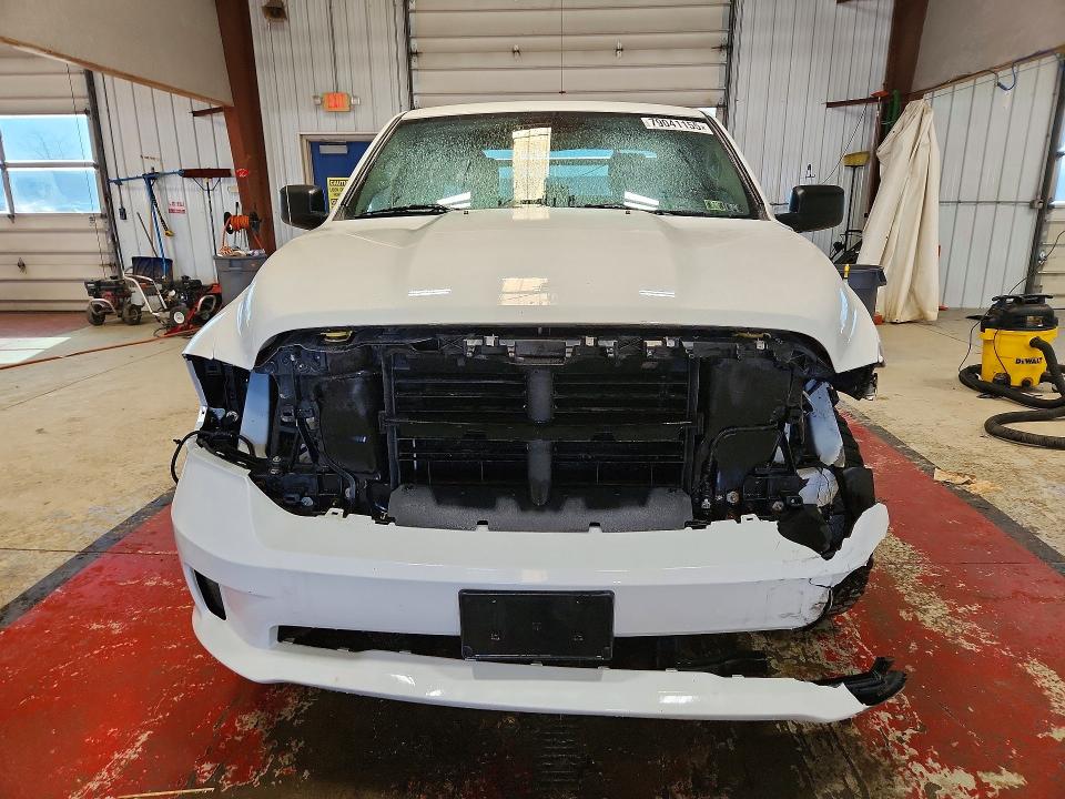 Продаж на аукціоні авто 2018 Ram 1500, vin: 1C6RR7FT7JS302180, номер лоту: 79041155