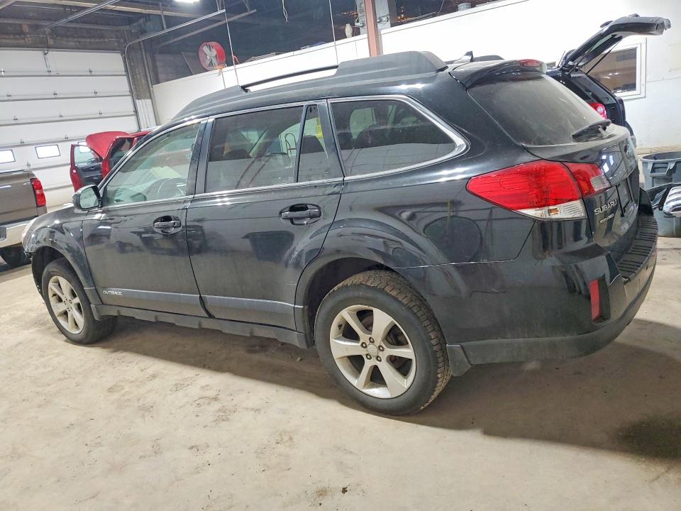46940376 :رقم المزاد ، 4S4BRCCC5E3285575 vin ، 2014 Subaru Outback مزاد بيع
