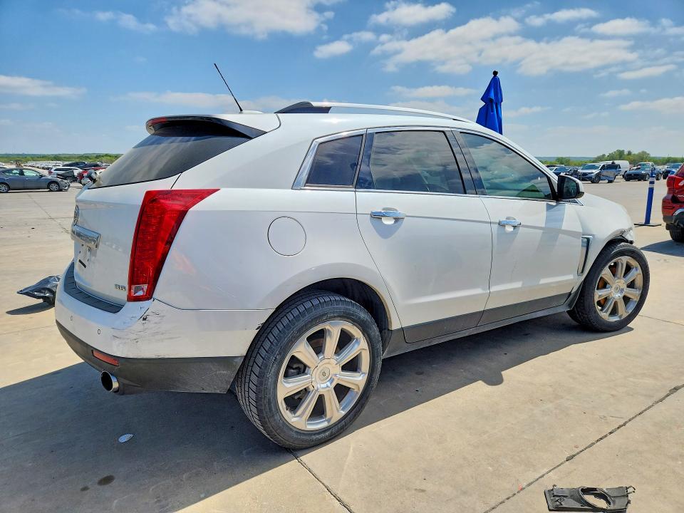 47304576 :رقم المزاد ، 3GYFNDE37GS554364 vin ، 2016 Cadillac Srx مزاد بيع