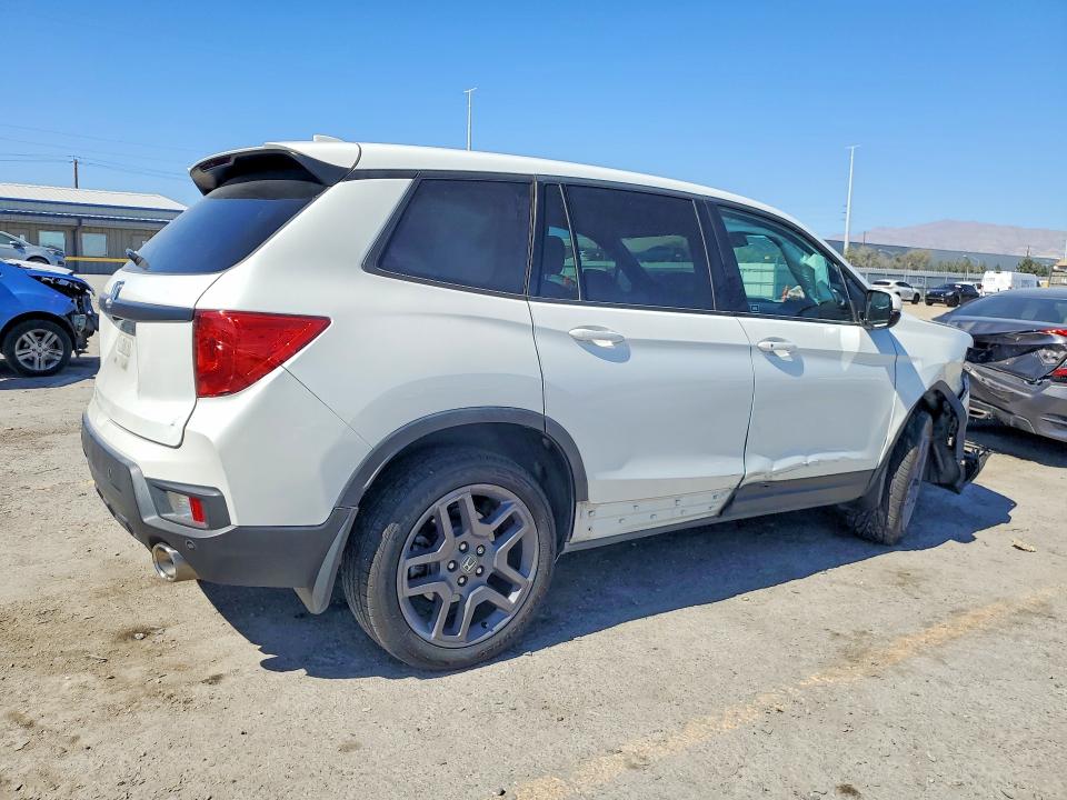Продаж на аукціоні авто 2022 Honda Passport, vin: 5FNYF7H50NB005542, номер лоту: 45785216