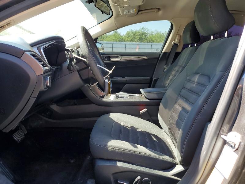 41737646 :رقم المزاد ، 3FA6P0HD4HR255622 vin ، 2017 Ford Fusion مزاد بيع