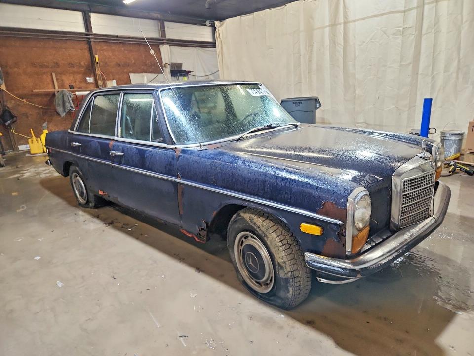Продажа на аукционе авто 1971 Mercedes-benz 230, vin: 114015100304449, номер лота: 79418475