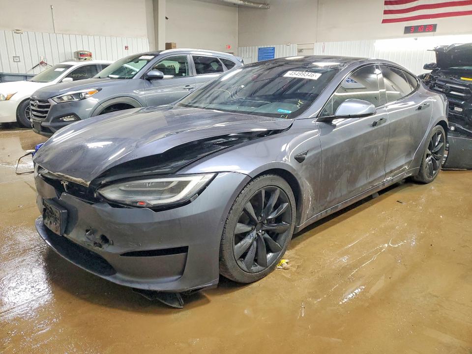 45499346 :رقم المزاد ، 5YJSA1E67MF451605 vin ، 2021 Tesla Model S مزاد بيع