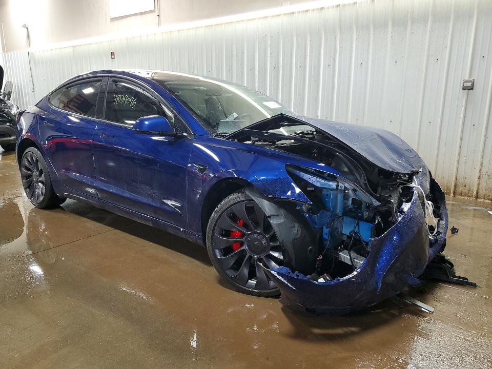 Продажа на аукционе авто 2023 Tesla Model 3, vin: 5YJ3E1EC4PF669214, номер лота: 48129096