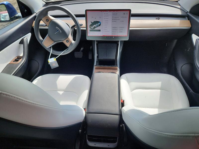 2020 Tesla Model Y მანქანა იყიდება აუქციონზე, vin: 5YJYGDEE9LF042795, აუქციონის ნომერი: 41964016