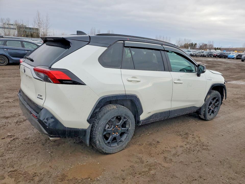 Продажа на аукционе авто 2021 Toyota Rav4 Hybrid, vin: 2T3RWRFV2MW105766, номер лота: 46356426
