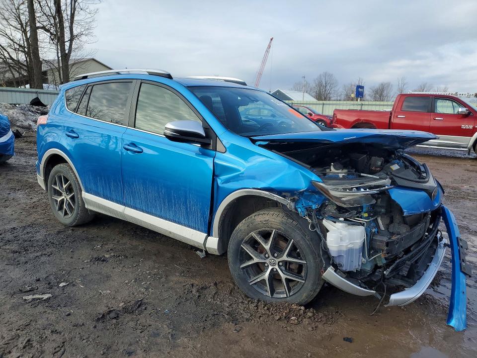42065966 :رقم المزاد ، JTMJFREV1GD176571 vin ، 2016 Toyota Rav4 مزاد بيع