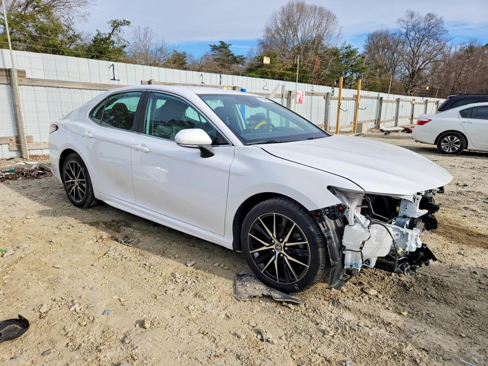 78344685 :رقم المزاد ، 4T1G11AK7NU664731 vin ، 2022 Toyota Camry مزاد بيع