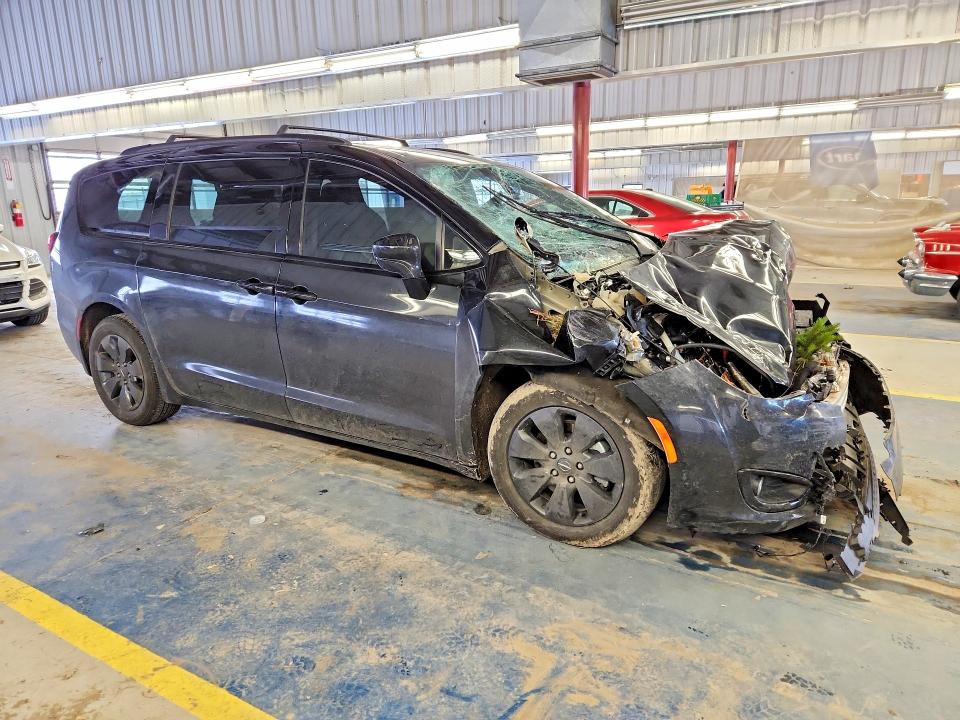 46342956 :رقم المزاد ، 2C4RC1L75LR258103 vin ، 2020 Chrysler Pacifica مزاد بيع