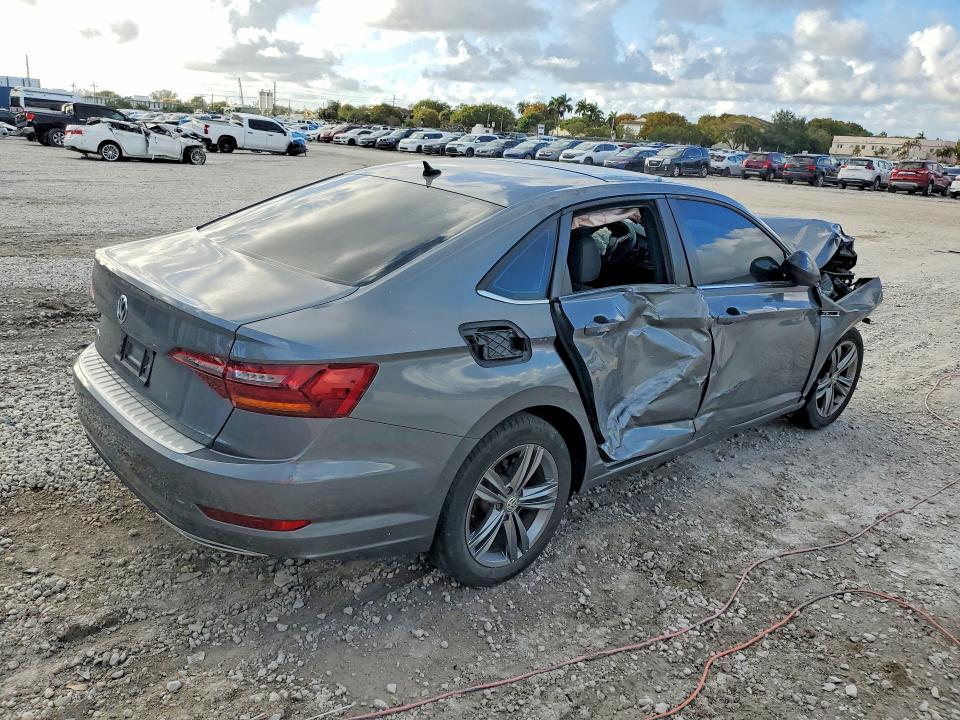 79989245 :رقم المزاد ، 3VWC57BU2KM237190 vin ، 2019 Volkswagen Jetta مزاد بيع