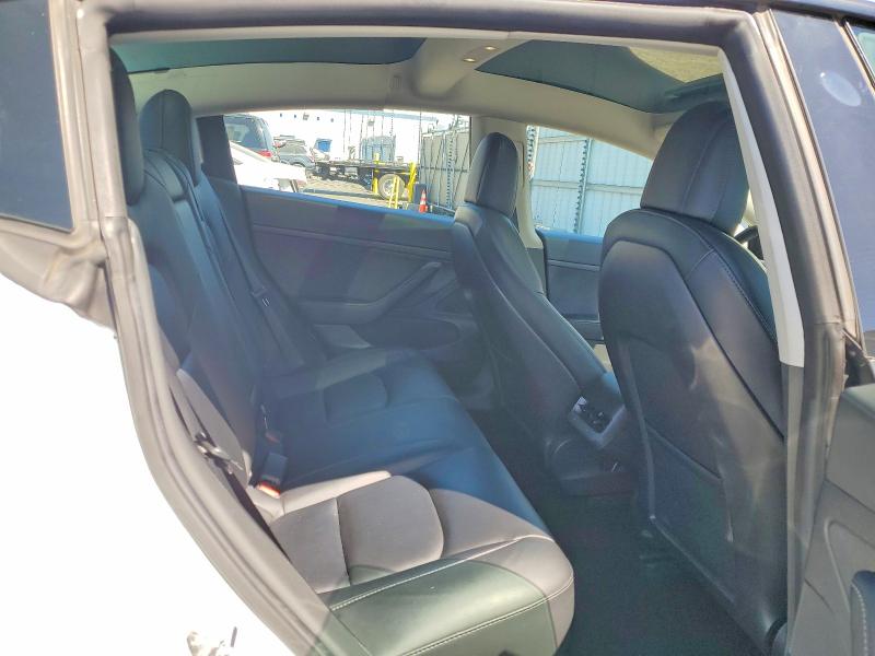 41624656 :رقم المزاد ، 5YJ3E1EA2MF870975 vin ، 2021 Tesla Model 3 مزاد بيع