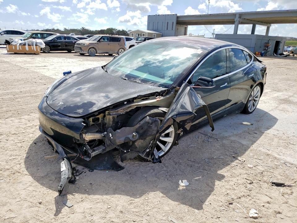 Aukcja sprzedaży 2018 Tesla Model 3, vin: 5YJ3E1EA4JF171312, numer aukcji: 45462386