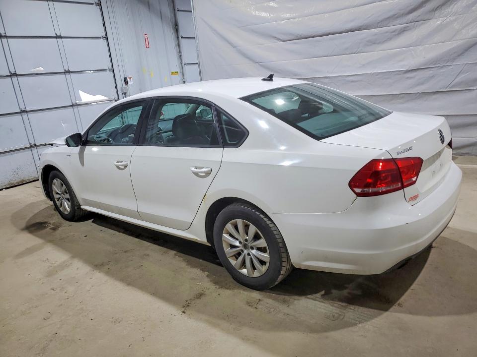 2015 Volkswagen Passat მანქანა იყიდება აუქციონზე, vin: 1VWAT7A31FC081012, აუქციონის ნომერი: 46720156