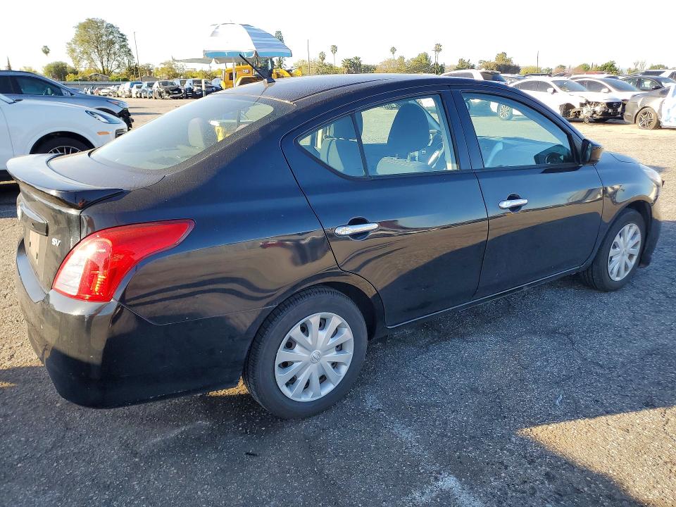 Auction sale of the 2017 Nissan Versa, vin: 3N1CN7AP7HL873460, lot number: 41663006