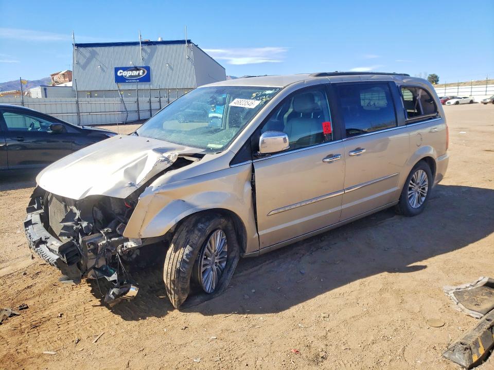 2015 Chrysler Town & Country მანქანა იყიდება აუქციონზე, vin: 2C4RC1CG7FR526511, აუქციონის ნომერი: 46823546