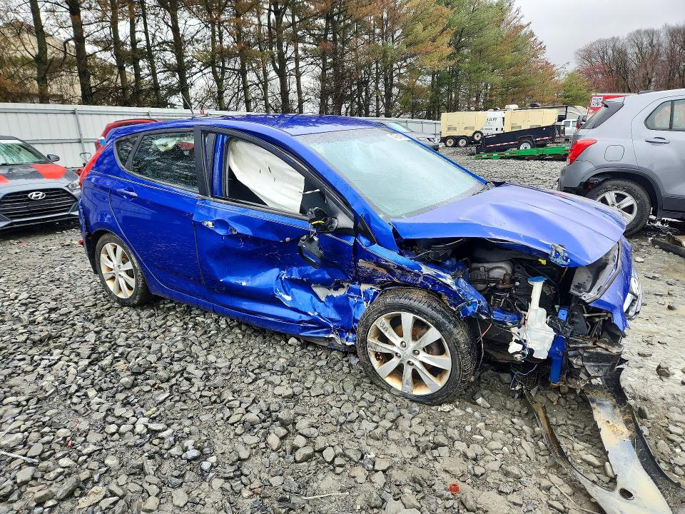 2013 Hyundai Accent მანქანა იყიდება აუქციონზე, vin: KMHCU5AE7DU100258, აუქციონის ნომერი: 47064706