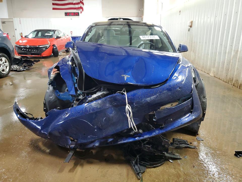Продажа на аукционе авто 2023 Tesla Model 3, vin: 5YJ3E1EC4PF669214, номер лота: 48129096