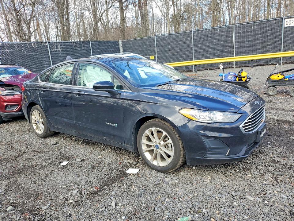 Продажа на аукционе авто 2019 Ford Fusion, vin: 3FA6P0LU3KR128486, номер лота: 46246066