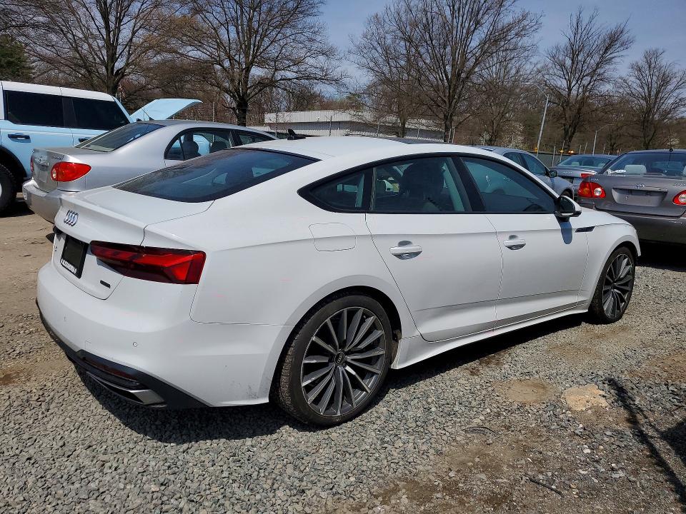 2022 Audi A5 მანქანა იყიდება აუქციონზე, vin: WAUCBCF54NA005115, აუქციონის ნომერი: 47969976