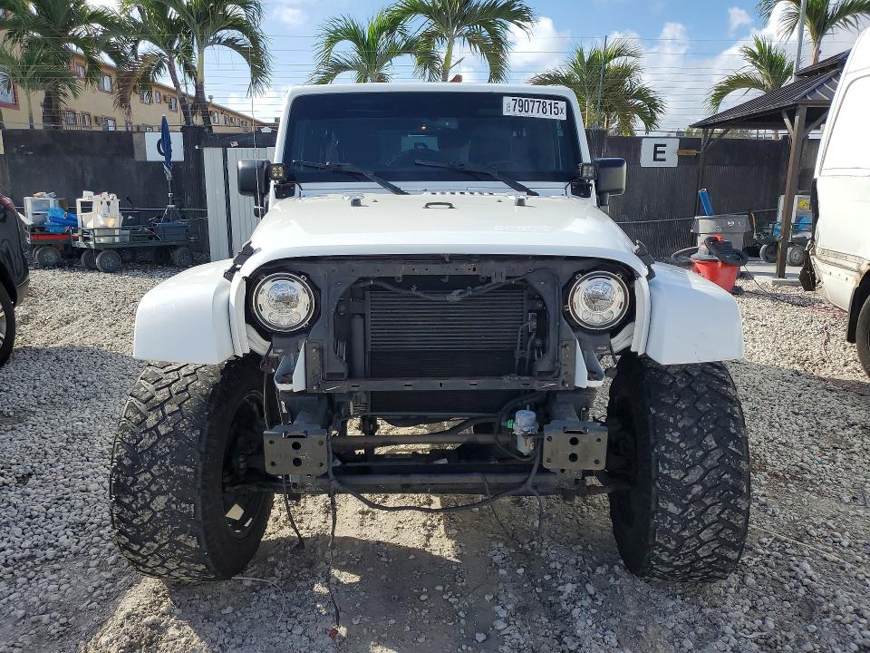 79077815 :رقم المزاد ، 1C4BJWEG5HL664660 vin ، 2017 Jeep Wrangler Unlimited مزاد بيع