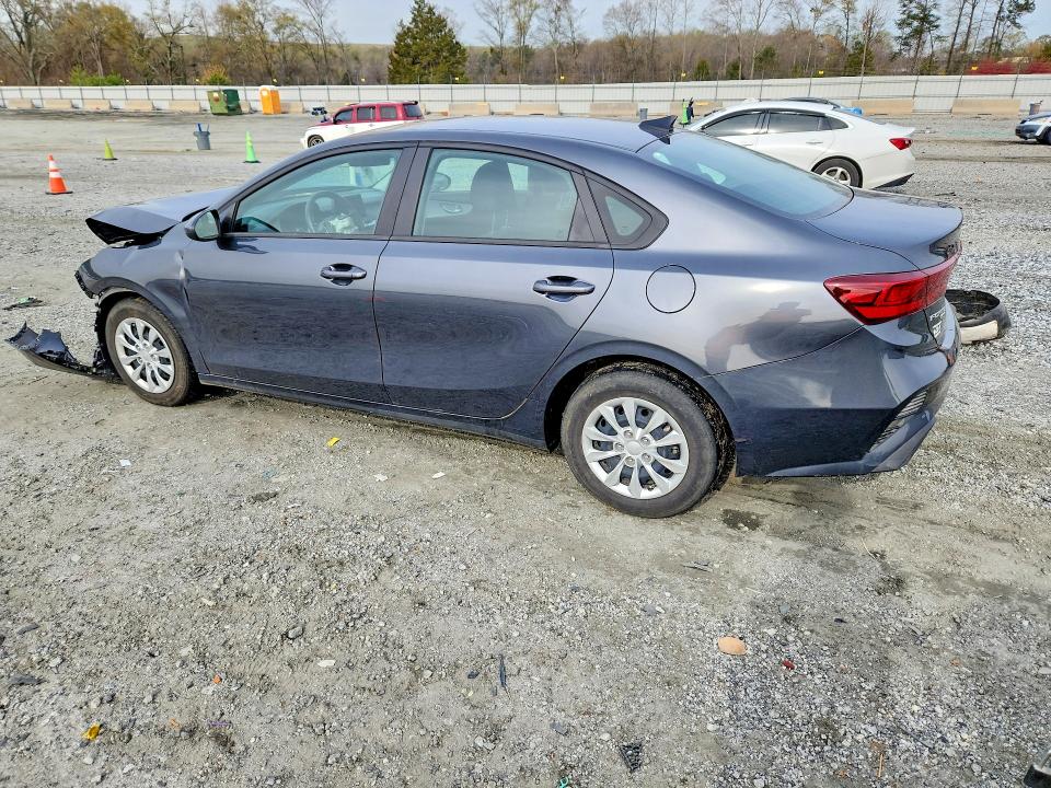 2024 Kia Forte მანქანა იყიდება აუქციონზე, vin: 3KPF24AD7RE753252, აუქციონის ნომერი: 46069056