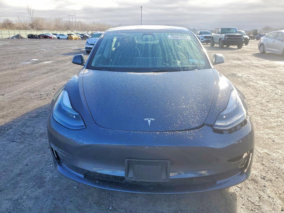 2023 Tesla Model 3 მანქანა იყიდება აუქციონზე, vin: 5YJ3E1EB5PF631336, აუქციონის ნომერი: 46862826