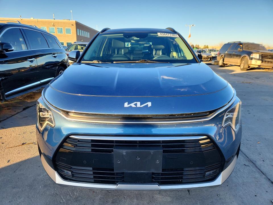 45847746 :رقم المزاد ، KNDCT3LE2P5048982 vin ، 2023 Kia Niro مزاد بيع