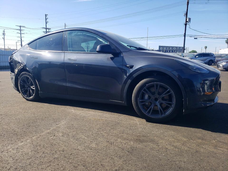 Продаж на аукціоні авто 2024 Tesla Model Y, vin: 7SAYGDED1RF205538, номер лоту: 79583115