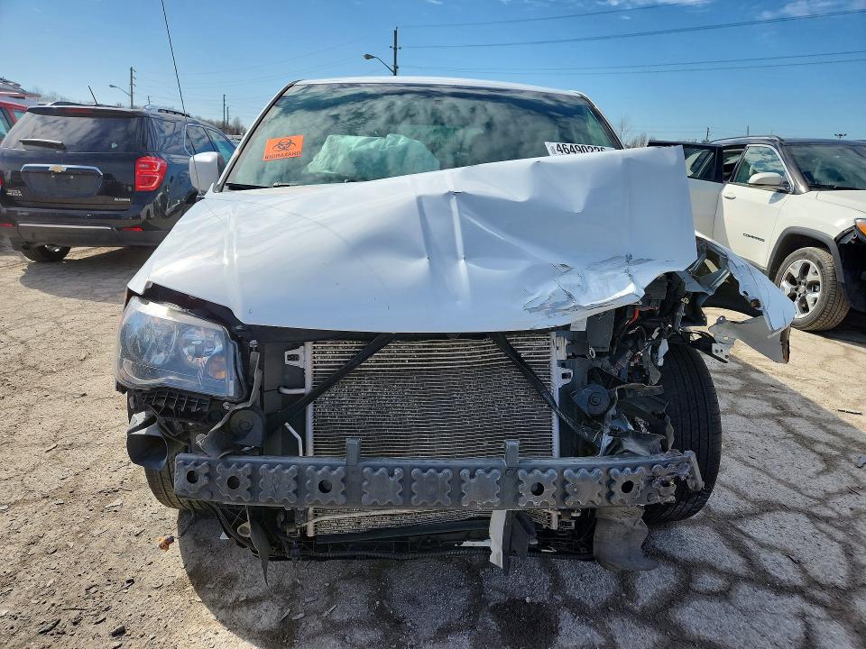 46490226 :رقم المزاد ، 2C4RDGCG3FR623821 vin ، 2015 Dodge Grand Caravan مزاد بيع