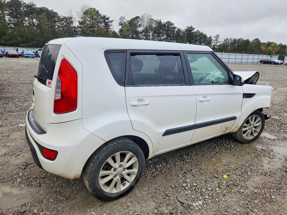 Продажа на аукционе авто 2013 Kia Soul, vin: KNDJT2A65D7767690, номер лота: 45920606