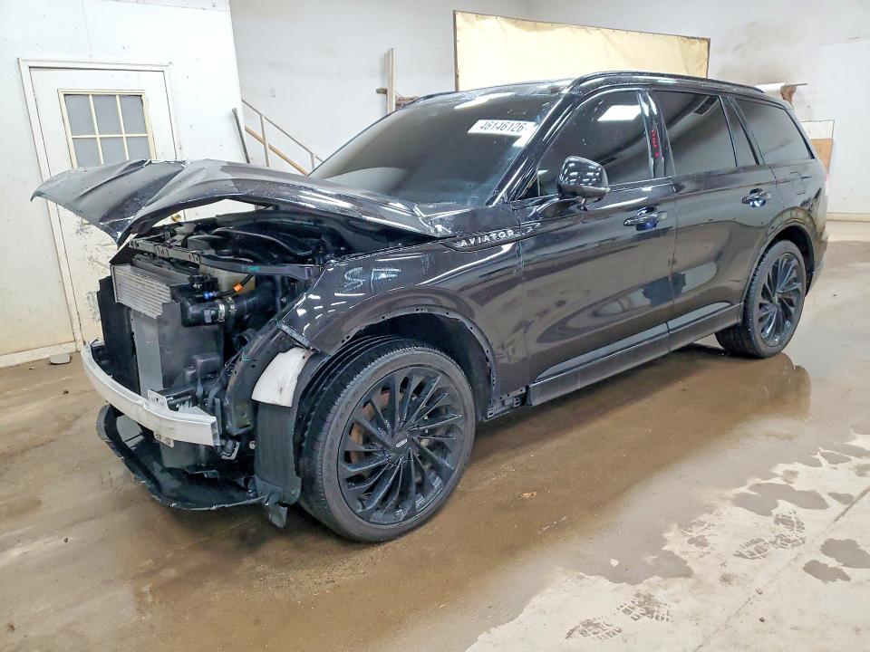 46146126 :رقم المزاد ، 5LM5J7XC0RGL05698 vin ، 2024 Lincoln Aviator مزاد بيع