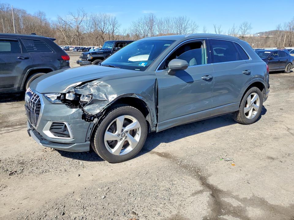 41907916 :رقم المزاد ، WA1AECF32L1002270 vin ، 2020 Audi Q3 مزاد بيع