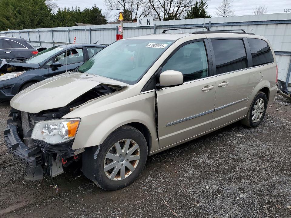 2016 Chrysler Town & Country მანქანა იყიდება აუქციონზე, vin: 2C4RC1BG8GR279728, აუქციონის ნომერი: 47926986