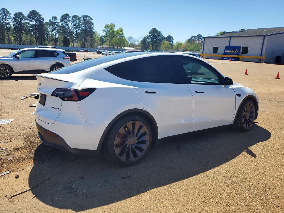 2025 Tesla Model Y მანქანა იყიდება აუქციონზე, vin: 7SAYGDEF6SA378086, აუქციონის ნომერი: 45628656