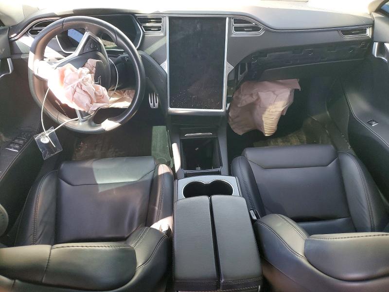 47127946 :رقم المزاد ، 5YJSA1E2XJF248121 vin ، 2018 Tesla Model S مزاد بيع