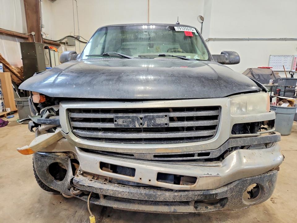 Продажа на аукционе авто 2003 Gmc Sierra, vin: 1GTHK23133F175177, номер лота: 79125575