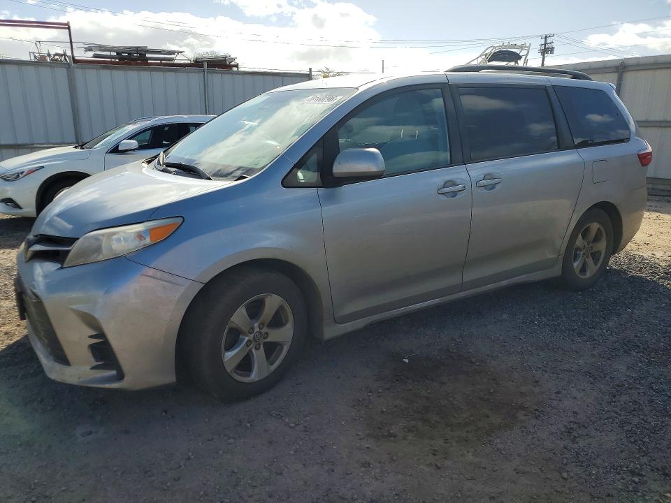 Продажа на аукционе авто 2019 Toyota Sienna, vin: 5TDKZ3DC1KS983534, номер лота: 48160296