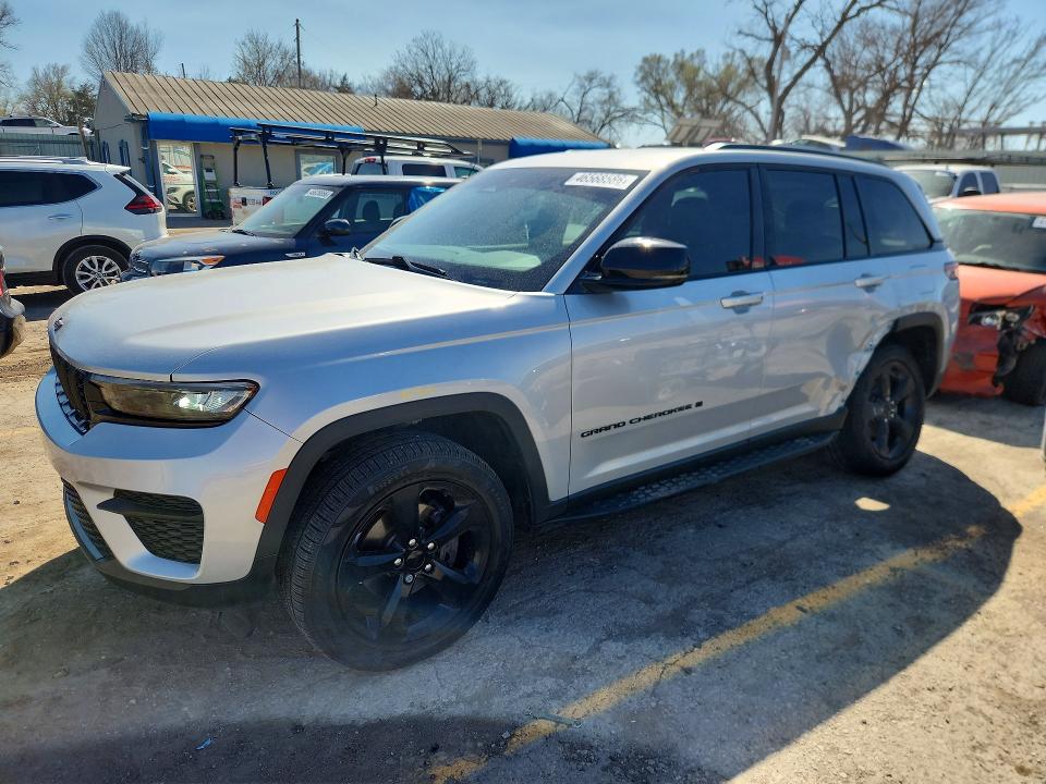 Продажа на аукционе авто 2022 Jeep Grand Cherokee, vin: 1C4RJHAG9N8616609, номер лота: 46568586