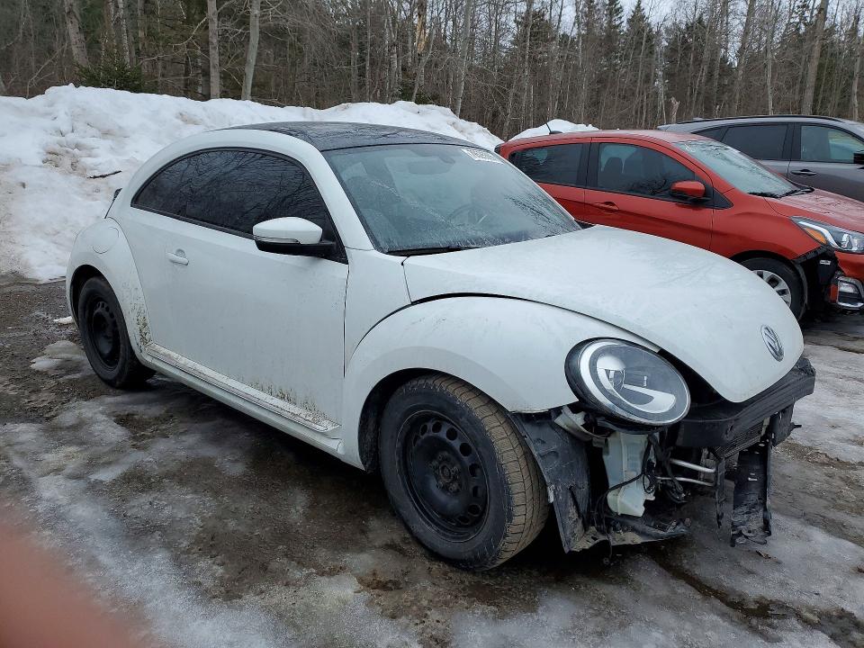 2017 Volkswagen Beetle მანქანა იყიდება აუქციონზე, vin: 3VWJ17AT9HM627370, აუქციონის ნომერი: 79525305